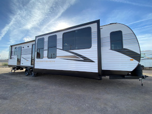 2019 KZ RV Durango 333RLT fifth wheel against a blank background.